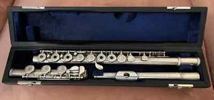 Yamaha YFL 481 II 925 Flute - Picture 1 of 23