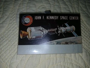 Original 1975 NASA JFKSC Apollo Sojus Zugangsabzeichen #1542 - Bild 1 von 6