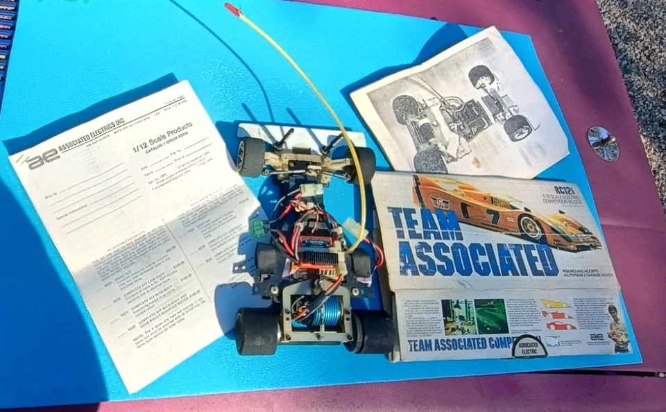 Vintage Team Associated RC12i Pan Car with original box and instructions - #4016 - Image 1 of 4