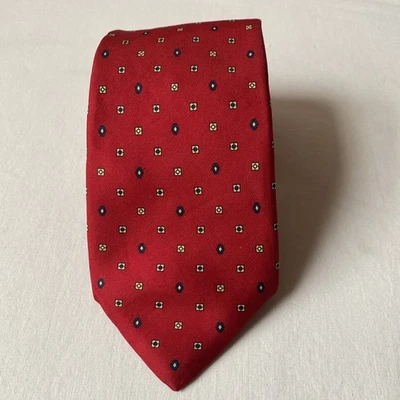 Corbata geométrica de seda roja Woodward & Lothrop de colección - roja Navidad - hecha en Italia Foto 1 de 4
