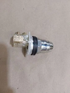 SQUARE D 9001 KA-1/KA-2 SER G MODE SELECTOR (NO KEYS) - Picture 1 of 4