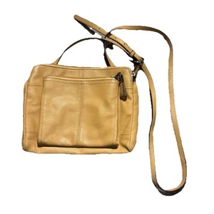 Bolso Bandolera Tignanello Pequeño Mujer Cuero Con Organizador Lateral 9 X 7 - Imagen 1 de 21