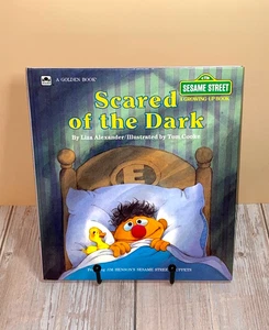 Sesame Street's Scared of the Dark by Liza Alexander | A Golden Book 1986 | Hard - Picture 1 of 14