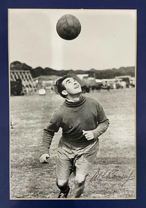 Ein signiertes Bild von England WM-Manager 1966 Sir Alf Ramsey (COA)  - Bild 1 von 3