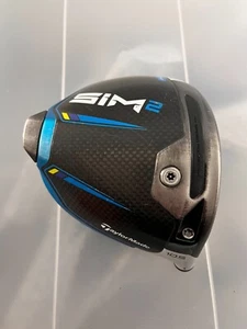Taylormade SIM 2 driver head only 10.5 Deg ( RH ) w/cover - Picture 1 of 13