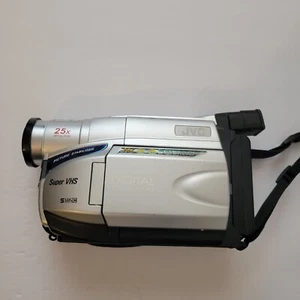 JVC COMPACT VHS CAMCORDER MODEL GR-SXM38U - Picture 1 of 6