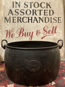 Kenrick Cooking Pot Gypsy Open Fire Cast Iron Reclaimed Vintage 6 Gallon Romany - Picture 1 of 7