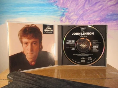 The John Lennon Collection & The Beatles Sgt. Peppers Lot of Two Compact Discs Foto 1 de 4