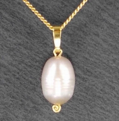 Süßwasserperle rosa Anhänger (Perle 8,4x12mm) 22mm Lang, Massiv 333 Gold 8K (05 - Bild 1 von 4