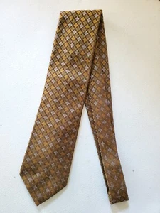Hart Schaffner Marx 100% Silk Ancient Madder Men's tie 3.5" x 60". Made In USA. - Picture 1 of 5