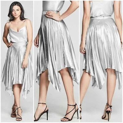 🎀🎀 FALDAS PLISADAS SILVANA Guess By Marciano nuevas con etiquetas talla S 🎀🎀 Foto 1 de 4