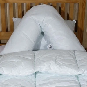 Comfortnights Easy Care V-Form Tuch reinigen, Pflegekissen. - Bild 1 von 7