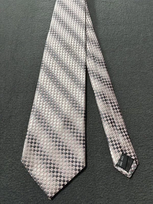 Corbata de diseñador hecha a mano Bruno Piattelli plateada y rosa 100 % seda Foto 1 de 4