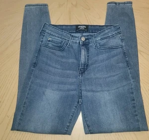 Denizen von Levi’s Damen Slim Fit Jeans Medium Wash Distressed  - Bild 1 von 14