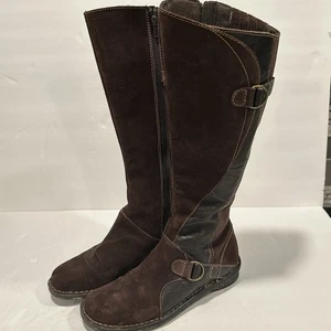 Clarks Woman’s Nikki Park Brown Suede Knee High Boots, Size 8M - Picture 1 of 10