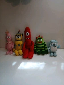 Yo Gabba Gabba Set 5 Figure di Peluche Foofa Brobee Plex Toodee Muno - Foto 1 di 11