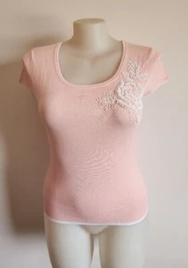 Review RE18KW028 Ladies Pink Vintage Rose Short Sleeve Top Size 16 New - Picture 1 of 5