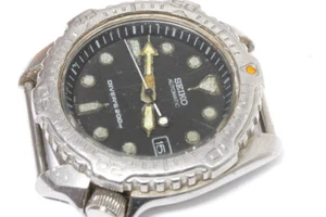 Seiko Diver 7002-7020 automatic watch runs/stops, for repairs -15717 - Foto 1 di 7