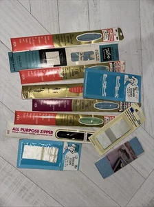 Vintage Konvolut Nähzubehör verschiedene Reißverschlüsse, Saumband, Träger, BH-Verschlüsse Neu aus altem Lagerbestand - Bild 1 von 7
