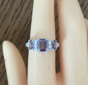 Anillo en racimo de amatista y diamantes de oro blanco de 9 quilates de 1,2 quilates, talla N 1/2 del Reino Unido, talla 54 de la UE - Imagen 1 de 6
