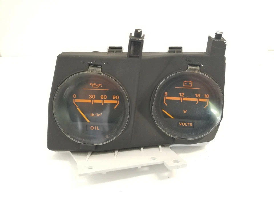 Nissan 300zx Z31 1984-89 OEM batería de presión de aceite voltímetro medidor panel bisel Foto 1 de 4