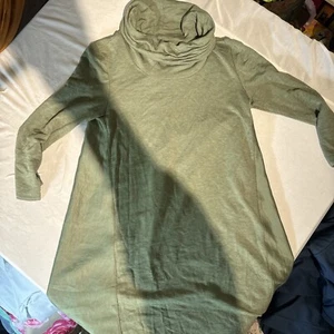 Saturday Sunday Anthropologie Kleid Größe Medium gemischt XS grün Wasserfallausschnitt - Bild 1 von 3