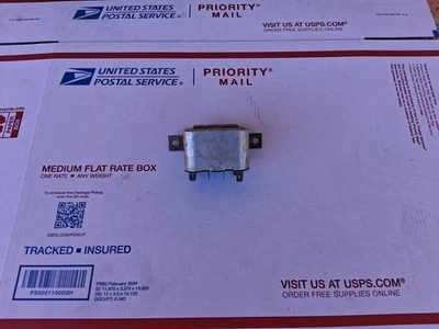 Volvo 240 Headlight Step Relay Headlamp - Image 1 of 3