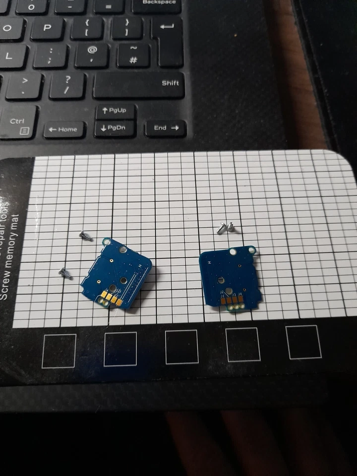 Microsoft Xbox Elite Series 2 Controller two small blue boards from back shell - Image 1 of 1