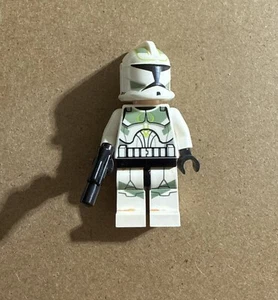 Lego Star Wars Clone Trooper Sand Green Marking 7913 - Picture 1 of 3