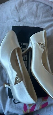 Nuevo: Zapatos de novia de boda de cristal con tacón blanco liberado Reino Unido 7 2,5 pulgadas Foto 1 de 4