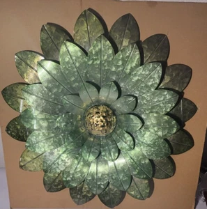 Metal Flower Wall Decor 16.5'' Indoor Outdoor Wall Art Backyard Decorations - Picture 1 of 4