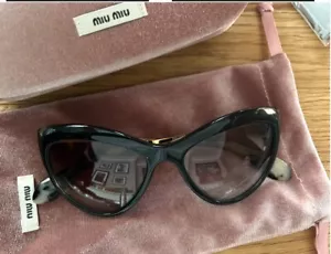 MIU MIU Black Sunglasses Cat Eye SMU080 Made in Italy - Picture 1 of 4