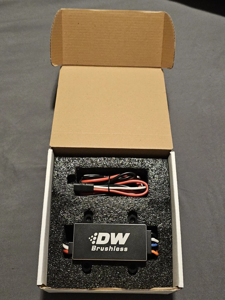 NUEVO Controlador de bomba de combustible Deatschwerks C102 Foto 1 de 4