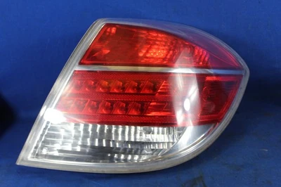 Правый задний фонарь 2008 Saturn Aura - Изображение 1 из 4