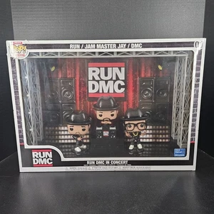 Funko Pop! Moments: Run DMC In Concert - Walmart (Exklusiv) #01 - Bild 1 von 5