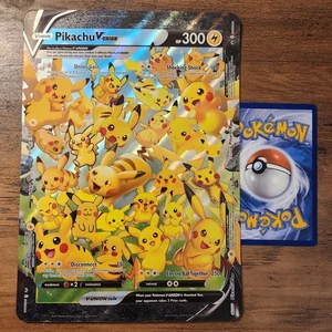 Jumbo Pikachu V-UNION NM SWSH139 Oversized Pokemon 25th Celebration Card 139-142 - Picture 1 of 4