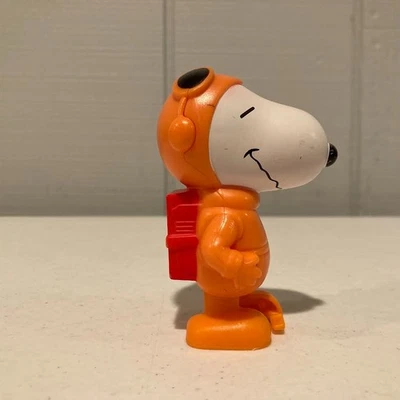 Peanuts SNOOPY NASA Astronauta Luna Caminando Cuerda Juguete Personaje FUNCIONA Foto 1 de 4