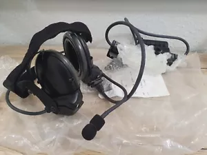 Bose Tactical TriPort Headset Kopfhörer US ARMY NATO BW TTHS-2 AN/VIC-3 NEW PTT - Picture 1 of 12