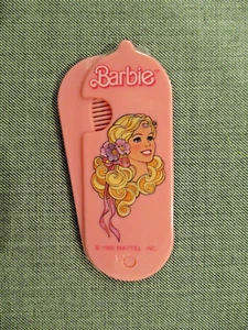 COLLAR PEINE PLEGABLE BARBIE 1986 VINTAGE ROSA NUEVO EN PAQUETE - Imagen 1 de 2