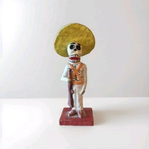 Handgefertigte mexikanische Tag der Toten Ton Dia de las Muertes Skelett Charro Pistole - Bild 1 von 5