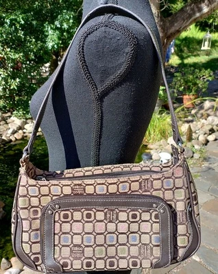 Bolso de hombro mediano con estampado marrón/bronceado Liz & Co Foto 1 de 4