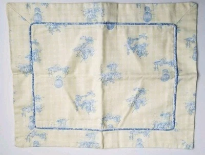 Almohada de bebé Peacock Alley azul/amarillo ropa de cama infantil 16"x20"-¡NUEVA! Foto 1 de 4