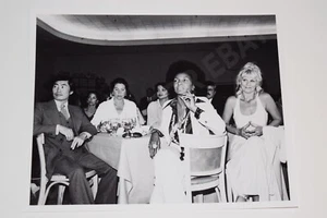 Star Trek The Motion Picture Glossy Photo 8x10 Press Conference Cast - Picture 1 of 1