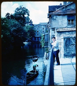 DOLE France from Pasteur Museum  - 1954 Stereo Realist 3D Slide #1995 - Picture 1 of 3