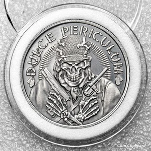DULCE PERICULUM – 1 oz .999 silver w/ antique finish – 39MM - Picture 1 of 2