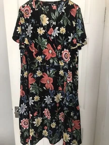 So Fabulous Ladies Black Floral Dress Faux Wrap Size22 - Picture 1 of 7