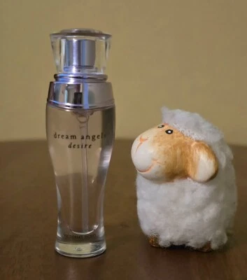 Victoria ’ s Secret Dream Angels Desire Eau De Parfum MINI .25 oz (VINTAGE) - Image 1 of 2