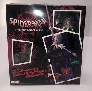 Spider-Man Into the Spider-Verse SV Acción Spider-Gwen Spider-Ham *daño en la caja - Imagen 1 de 15