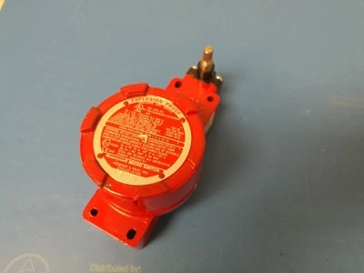 GSXC46A1E - Honeywell - INTERRUPTOR - A prueba de explosiones - NUEVO sin caja - Arañazos y abolladuras Foto 1 de 2