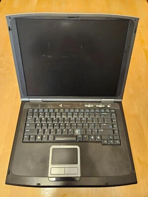 Portátil Gateway M520 | ¡Sin probar! Foto 1 de 4